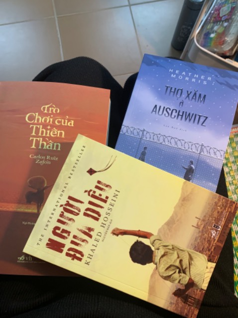 Sách mới rất đẹp, văn phong hay tuy nhiên sẽ hơi ngợp khi mới đọc hoặc khi bạn không đọc quen kiểu từ vựng trau chuốt