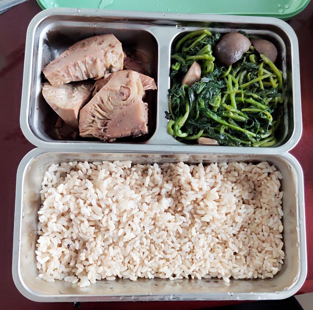 Hàng giống như ảnh
Tiếc là ko được khuyễn mại nên mua hơi đắt