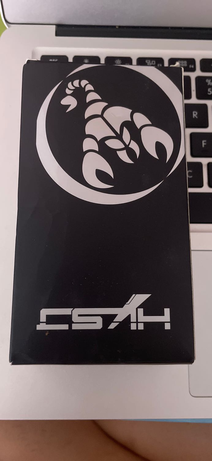 Chuột không dây sạc điện mình mua thì rất nhẹ, cầm vừa tay, gọn, màu trắng và kiểu dáng khá đẹp. Click êm, nhạy, và có dây sạc điện trong khi chuột khác phải mua pin.     Tiki luôn mang cho mình cảm giác an tâm khi mua hàng. Chất lượng và uy tín luôn được đặt lên hàng đầu. Hi vọng Tiki và các đối tác nhà bán tạo điều kiện cho dân Việt Nam mình được mua sản phẩm với giá bình ổn dài lâu, chúc mua may bán đắt nhé!