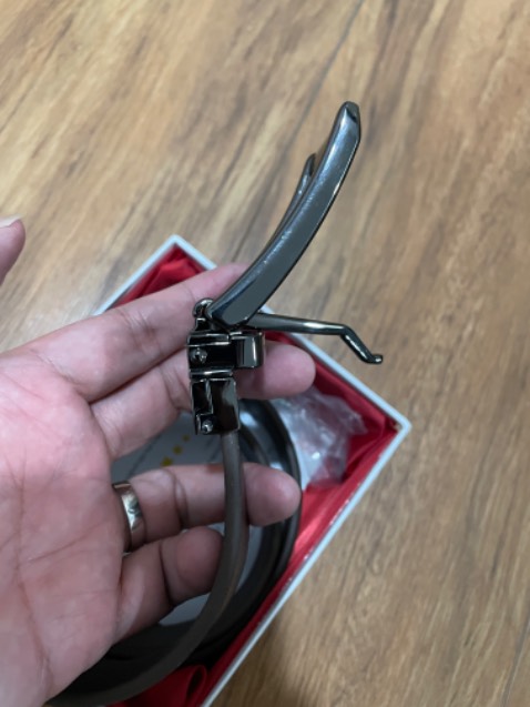 Dây chất lượng ổn. Mới dùng nên chưa biết có bền không? Hy vọng không tróc da, không bay màu sau thời gian sd.