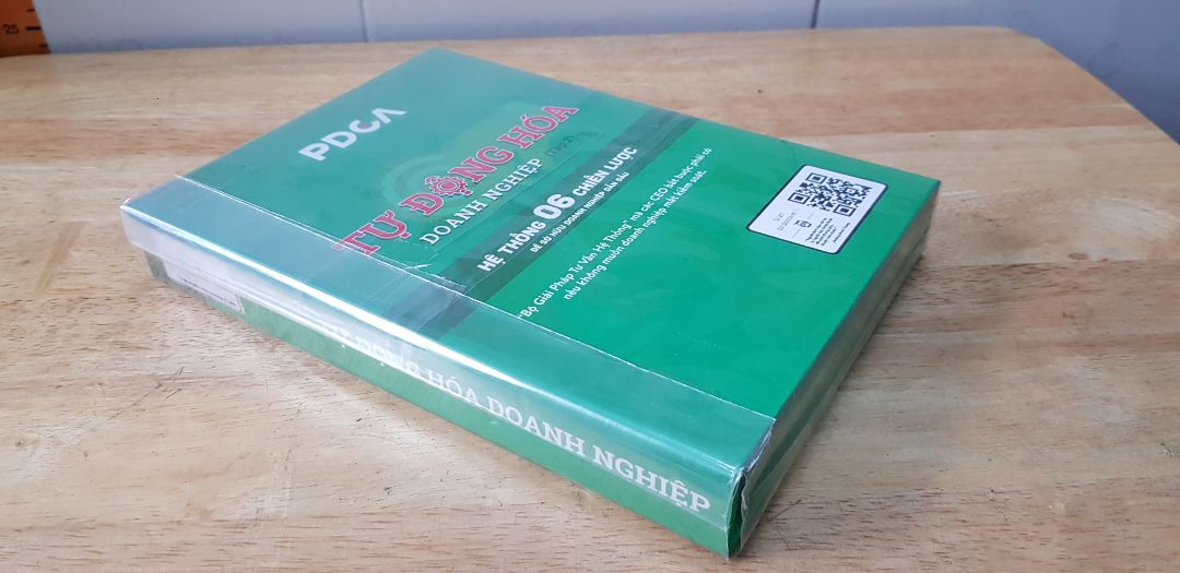 Hình thức đóng gói cẩn thận. Sách để trong hộp rất sang. Giá sách hơi cao. Hy vọng nội dung sách sẽ hay và thực tế.