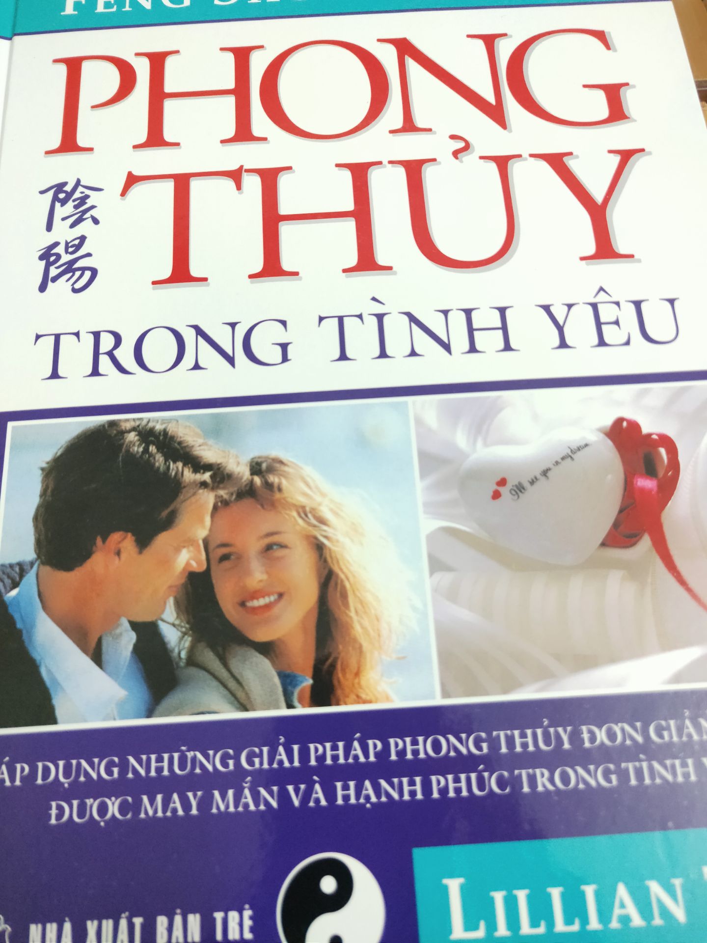 sách mới, còn cả bao bọc ngoài, đóng gói chống sốc cẩn thận ?