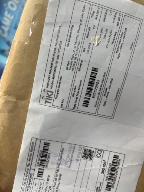 Giao sai hàng, shop ship lại giúp mình ạ