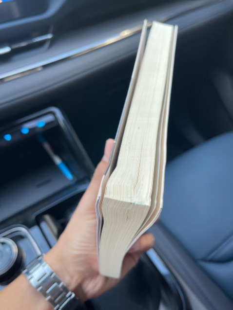 Không hiểu sao lần này tiki lại giao sách xấu như vậy. Bình thường rất chỉnh tề và đẹp