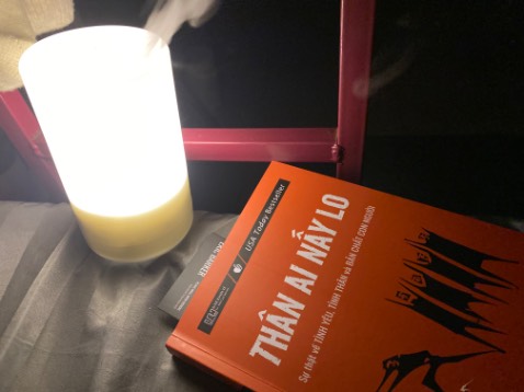 Hiếm khi mua sách về tâm lý mà thấy đáng tiền 
Nội dung thực tế, dịch cũng tốt ạ