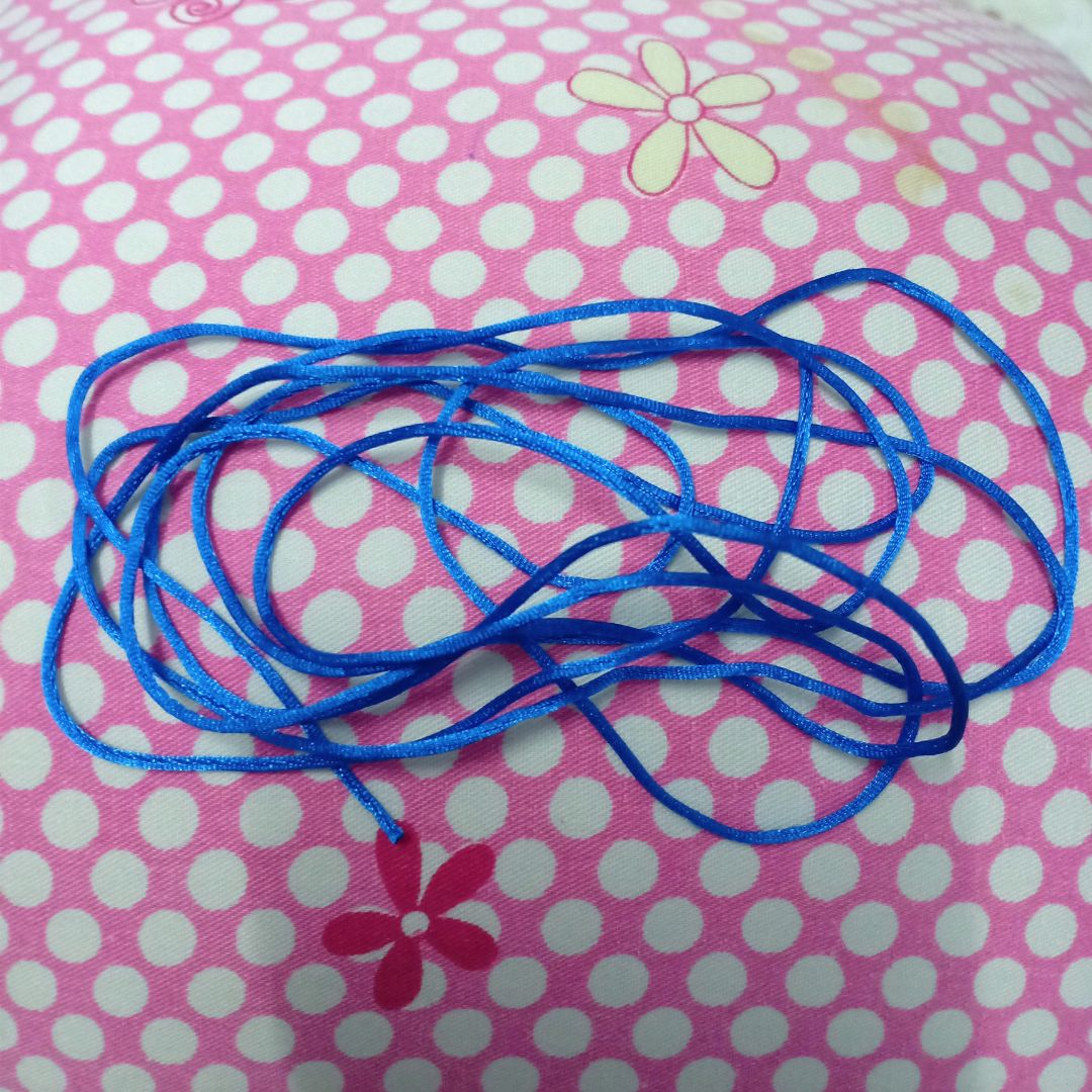 Sản phẩm giống như mô tả. đẹp, đã sử dụng gần hết.