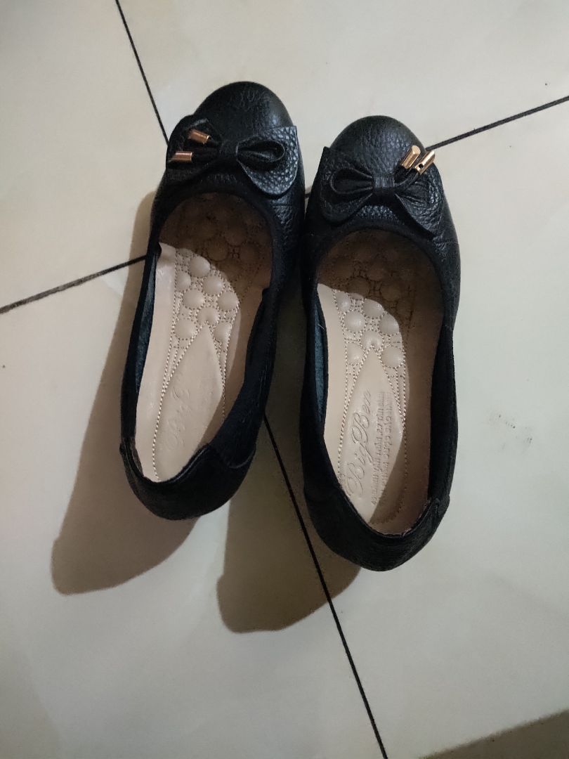 mua tặng vợ giày đẹp da mềm đế cao vừa phải 5*