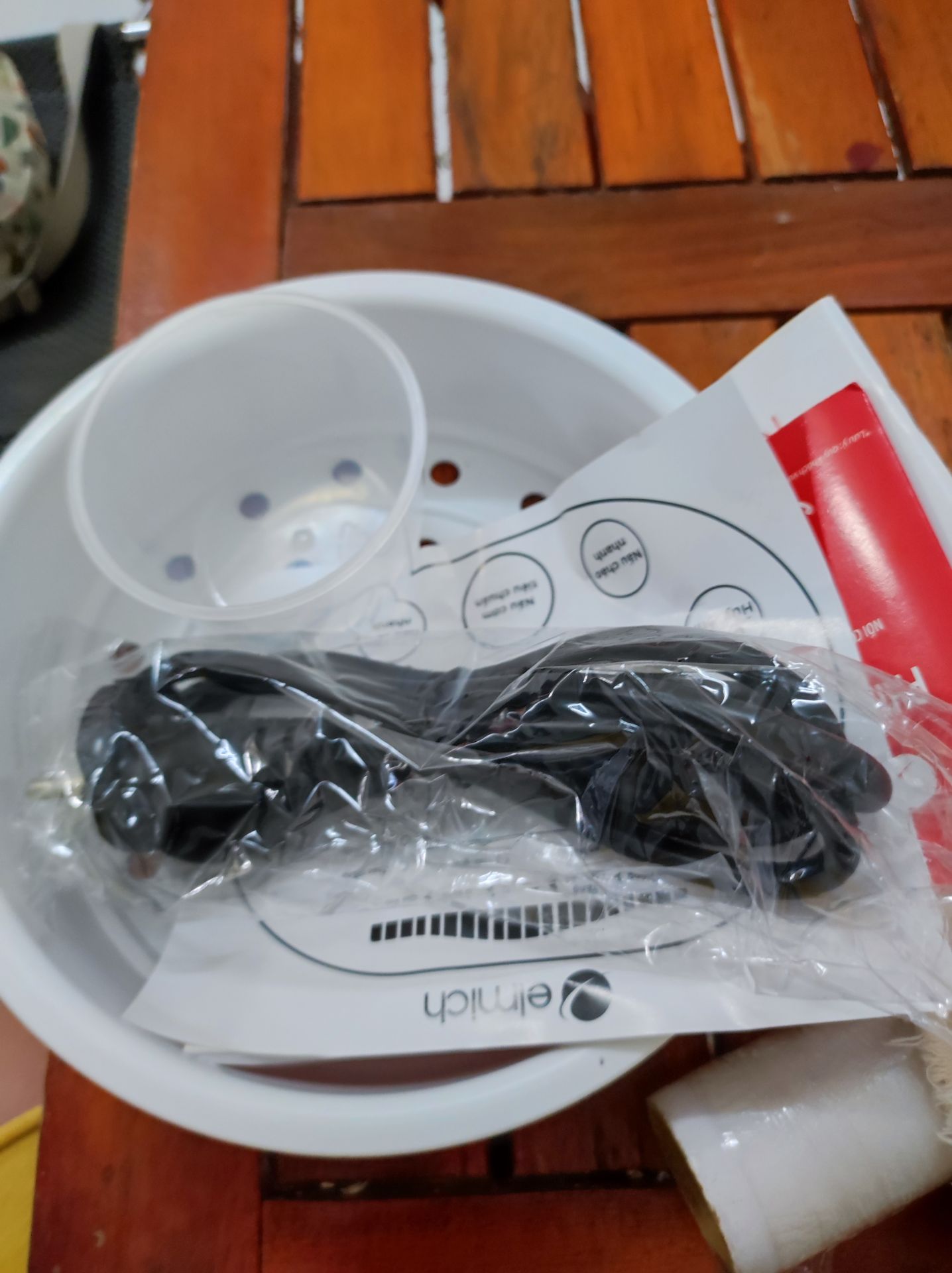 nồi nhỏ gọn, nhìn sang, nhiều chức năng, ruột nồi dày & nặng, có hướng dẫn bằng Tiếng Việt, dễ sử dụng, tiki đóng gói kỹ và giao hàng nhanh nồi nhỏ gọn, nhìn sang, nhiều chức năng, ruột nồi dày & nặng, có hướng dẫn bằng Tiếng Việt, dễ sử dụng, tiki đóng gói kỹ và giao hàng nhanh