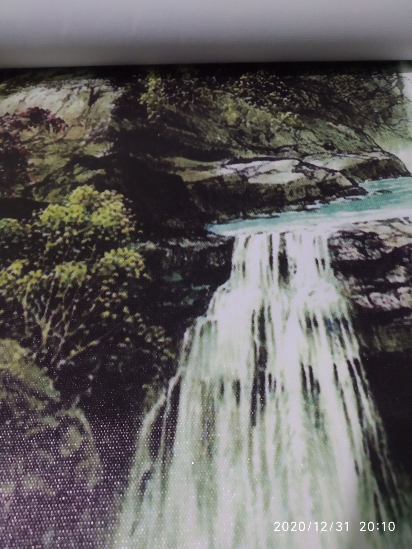 mới mua thể loại này lần đầu nên hok biết như vậy có được coi là chất lượng với giá 200k hok. cảm giác thấy ổn.