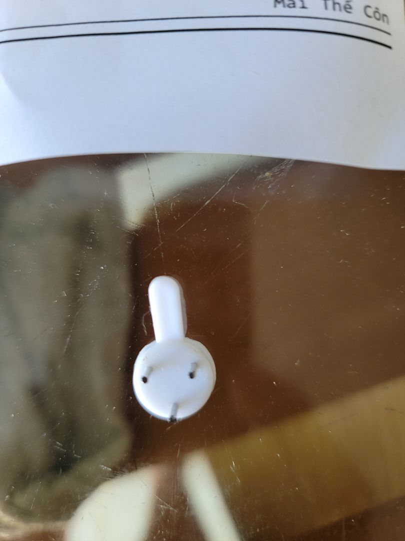 mua combo 50 đinh 3 chân treo tường vậy mà gửi 1 cái,  chán thật. mua hôm mùng 2 mà 30 mới nhận đc.  kiểu này sao mà lâu dài đc shop?