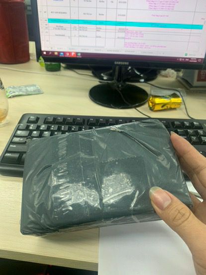 giao hàng nhanh, đóng hói đẹp, bộ xi đánh giày cũng lhas ổn. oke mn nhé giao hàng nhanh, đóng hói đẹp, bộ xi đánh giày cũng lhas ổn. oke mn nhé