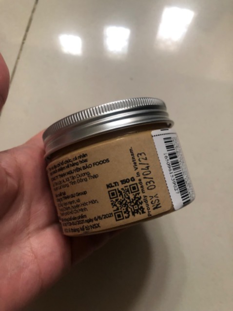 Giao nhanh 2h. Chỉ là sản phẩm bỏ vào thùng tiki kèm chung với sản phẩm khác chứ không bọc sốp quanh. Kiểu đóng gói sơ sài, nhưng may sản phẩm nhận được nguyên vẹn, mở nắp còn nguyên silk, date mới. Lần đầu mua, vị bơ ngon. Giao nhanh 2h. Chỉ là sản phẩm bỏ vào thùng tiki kèm chung với sản phẩm khác chứ không bọc sốp quanh. Kiểu đóng gói sơ sài, nhưng may sản phẩm nhận được nguyên vẹn, mở nắp còn nguyên silk, date mới. Lần đầu mua, vị bơ ngon.