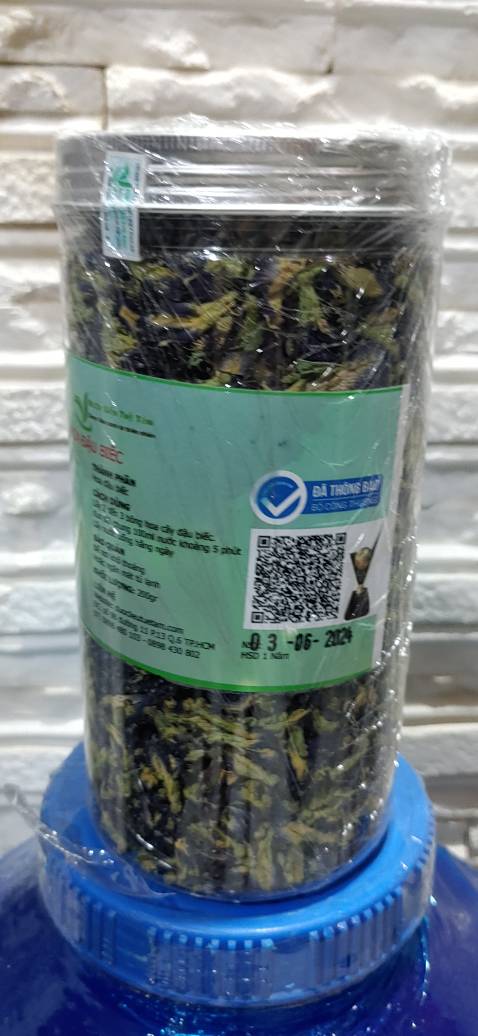 Giao nhanh, đúng như mô tả, đóng gói cẩn thận, mở nắp ra thơm phức, hoa khô đều không có chỗ chê.