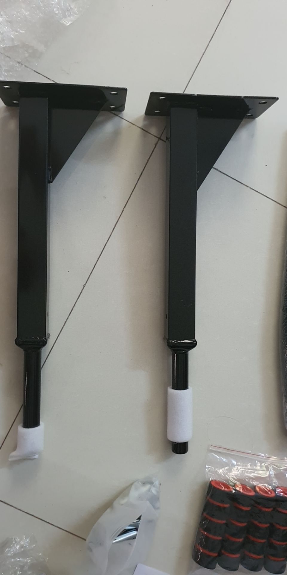 Giao hàng sớm, phụ kiện đủ, có khuyến mãi, hàng chắc chắn, yên tâm sử dụng. Rất hài lòng