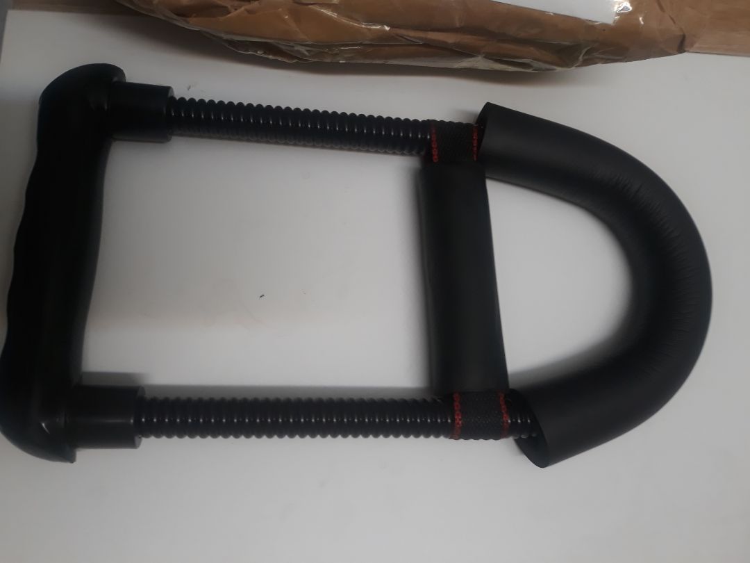 Shop giao thiếu kìm bóp rồi Shop giao thiếu kìm bóp rồi