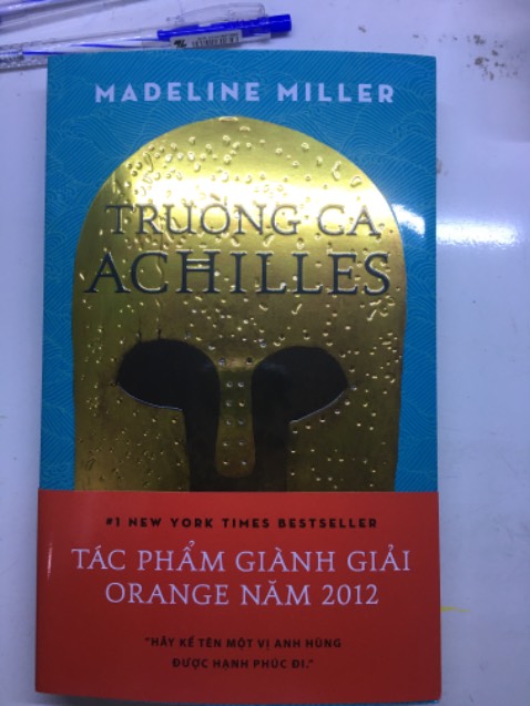 Sách được đóng gói cẩn thận. Khi con gái tôi mở ra, bé rất vui và hạnh phúc vì đã nhận được cuốn sách rất đẹp như bé đã mong ước.