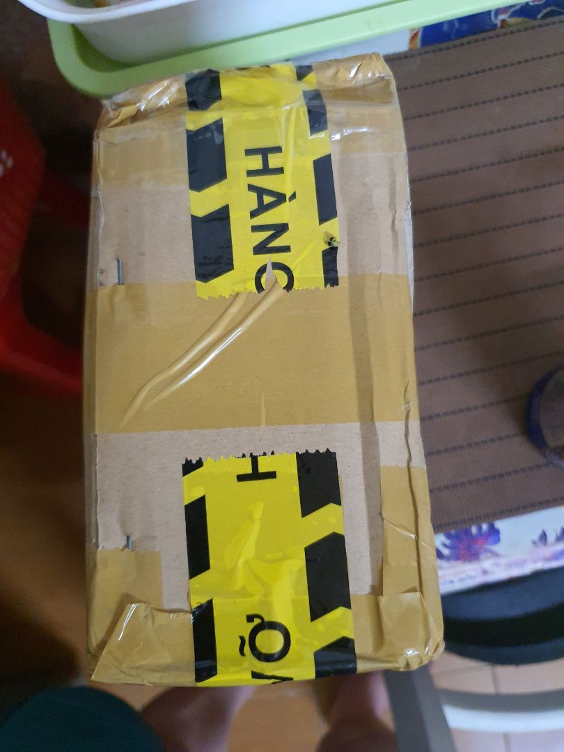 sản phẩm tốt nhưng bao bì bị móp méo không biết do shop hay do đơn vị giao hàng