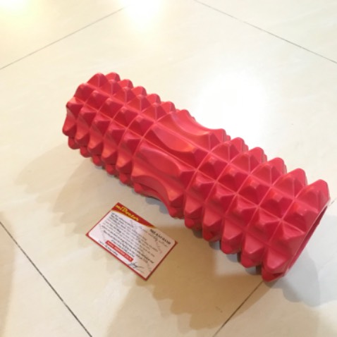 Giao hàng nhanh, con lăn cầm chắc chắn, gai cao su to nên mới dùng hơi đau. Chất lượng sản phẩm tốt so với giá tiền