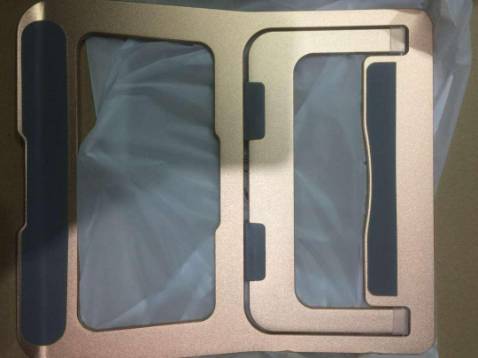 thiết kế đẹp, chắc chắn, có đệm chống trượt, chống xước như mô tả, tông màu đẹp mắt sang trọng. rất ổn áp nhé!