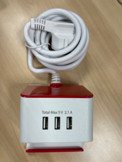 Chất nhựa đẹp, cầm rất chắc chắn. Màu sắc đẹp. Chưa cắm điện thử nhưng đồ Điệ Quang thì yên tâm chất lượng!