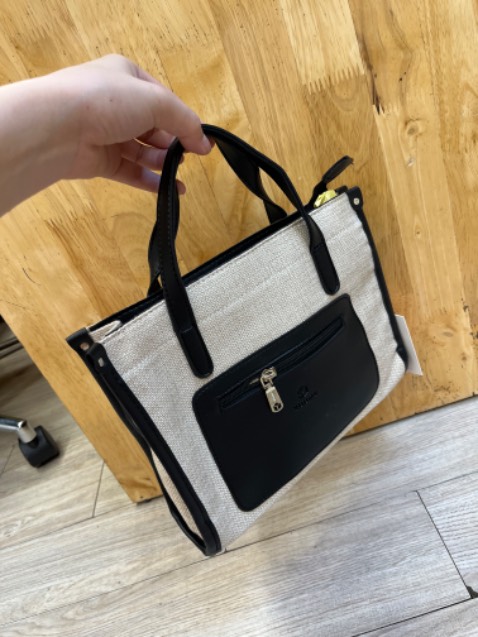 Hàng đẹp giá mềm có quà tặng nữa nha yêu shop quá cơ ủng hộ dài dài nha 🩷🩷