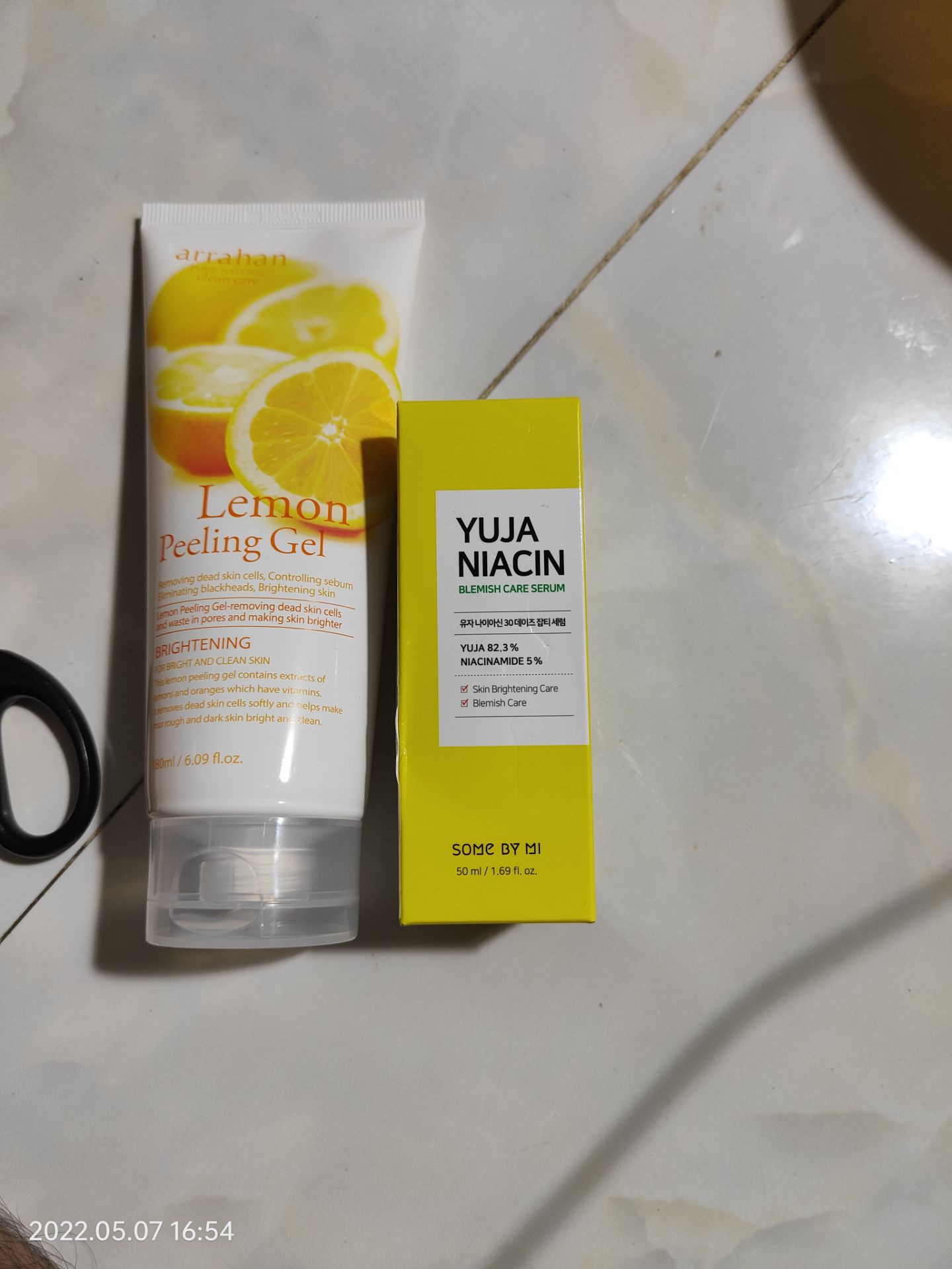 Lần này mua vài lần giản cách nên giao lâu, chưa sử dụng chưa mở hộp chưa biết sản phẩm có gì gì không đó ngừoi nhà nhận giúp vì đang làm 3t tại Cty