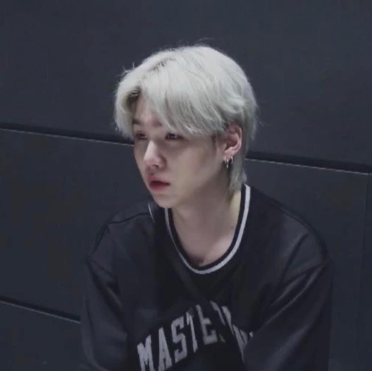 giao nhanh ghê gớm :)) sách đẹp lắm