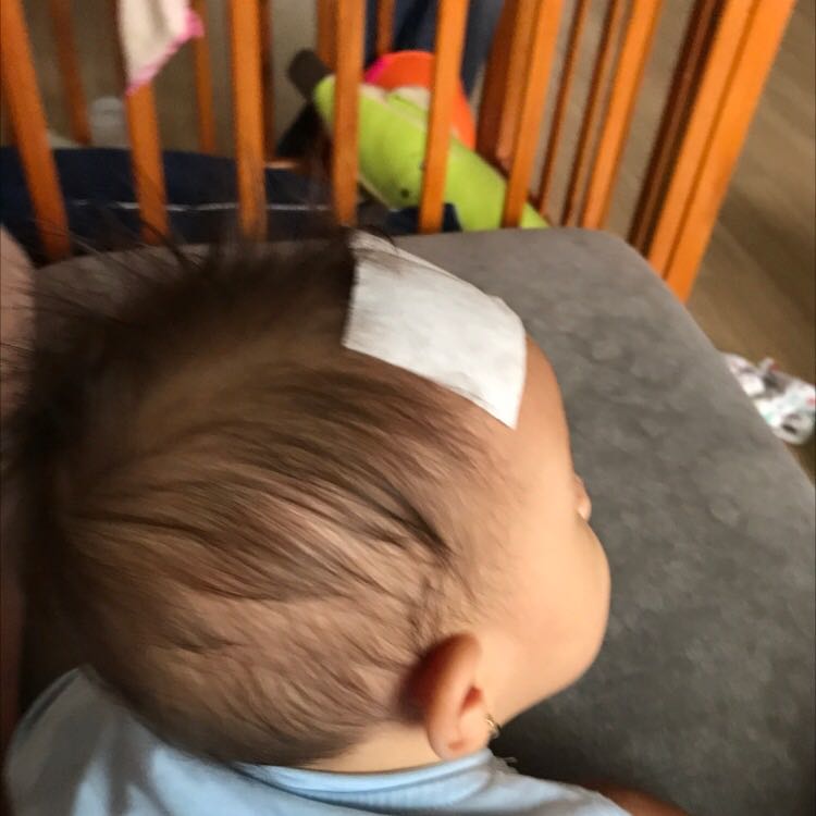 Chính hãng, giao nhanh. Xịt xong bé dễ chịu hẳn Chính hãng, giao nhanh. Xịt xong bé dễ chịu hẳn