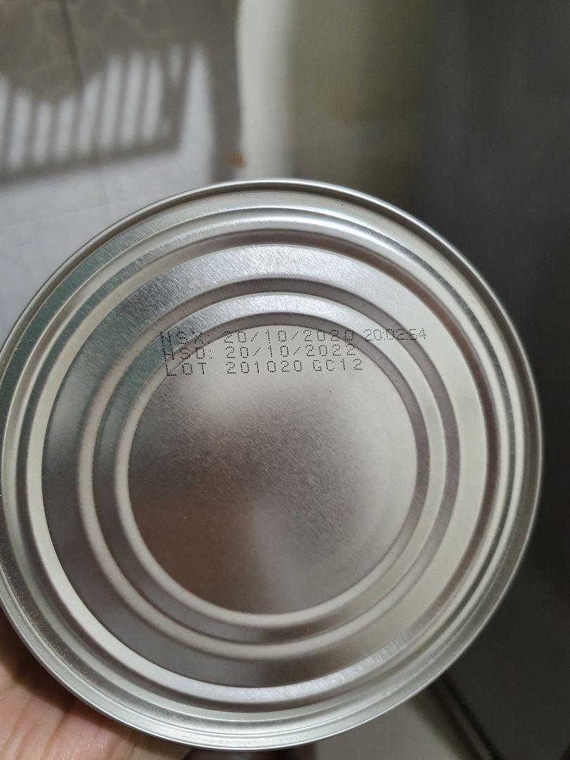 Đóng gói ổn, còn nguyên ten, hsd 2 băm, nsx mới 20.10.2020, mùi vani dịu nhẹ