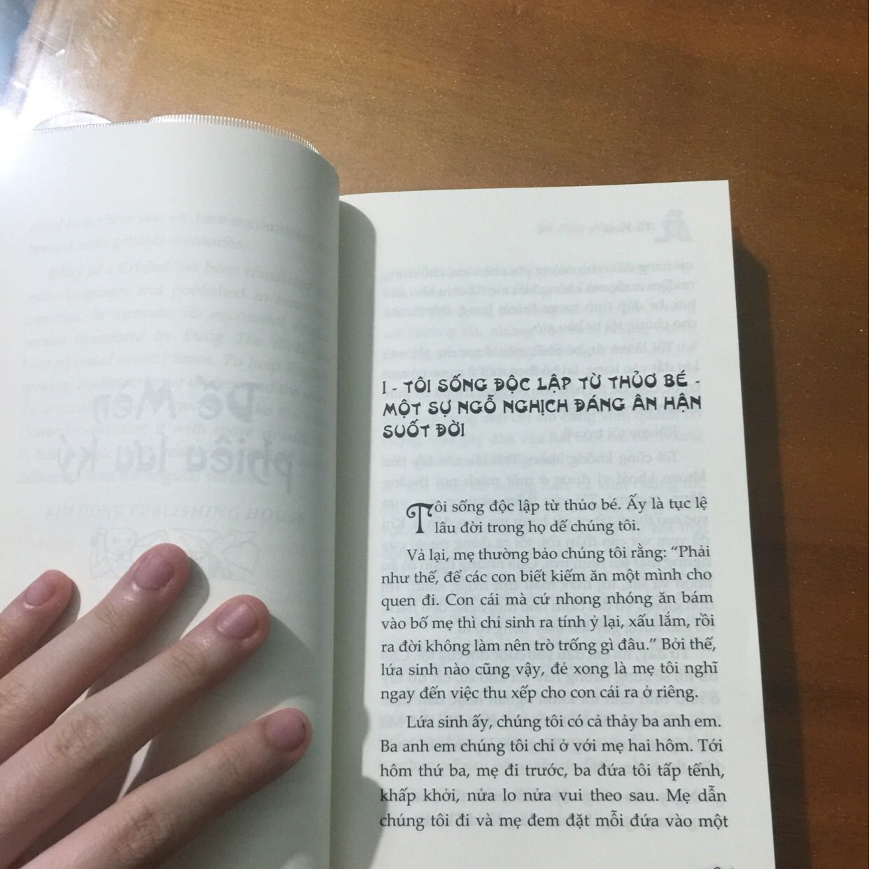 Sách đẹp, bọc kĩ, giao hàng nhanh lắm nha. Ko có j để chê luôn