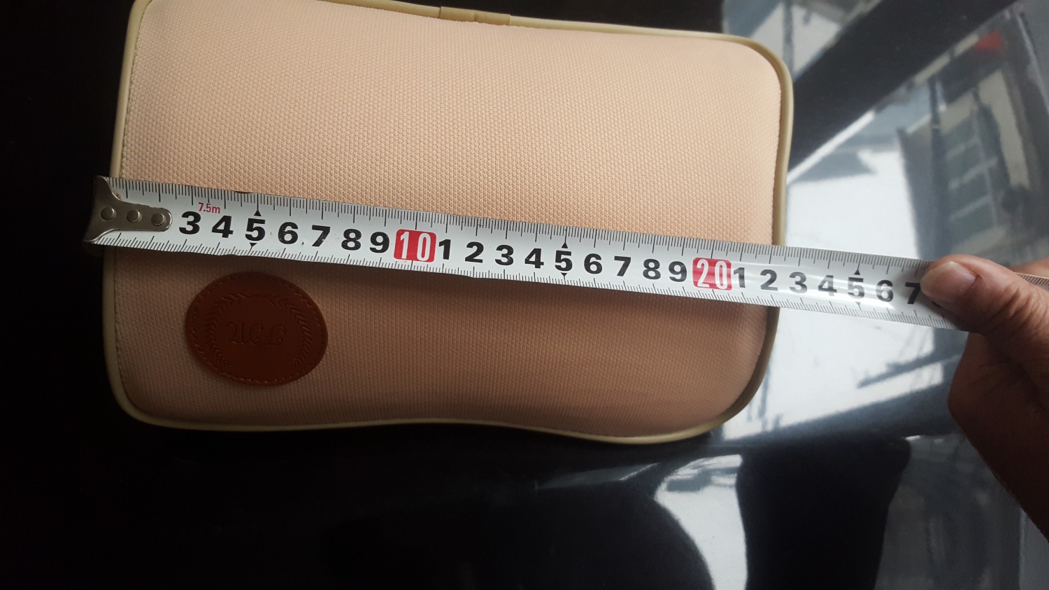 Shop *** đảo, quảng cáo sai sự thật. sản phẩm nhận như cái gối trẻ con, bé hơn quảng cáo rất nhiều, may thì dúm dó, ko đẹp như hình. Shop nên xem lại cách bán hàng, làm ăn cho uy tín.