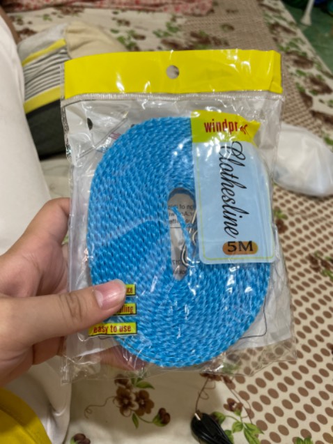 Dây cước dài màu đẹp.