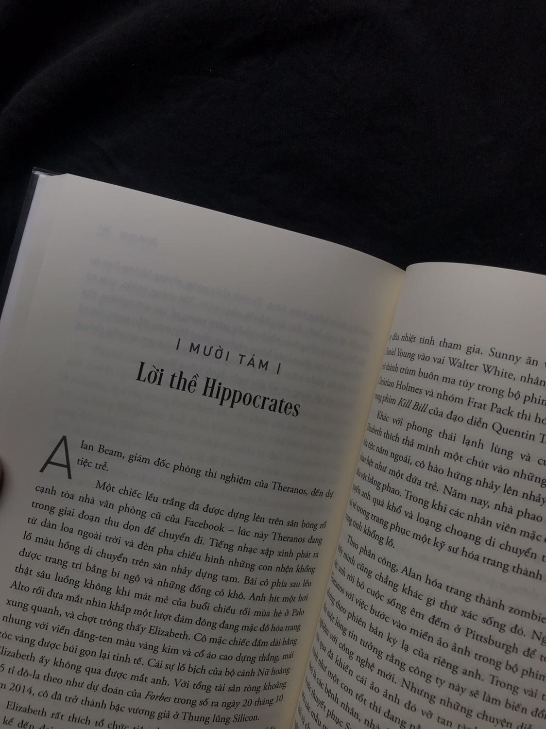 Tất cả mọi người nên đọc cuốn này, cực kì thú vị và li kì khiến mình đọc một mạch mà khó lòng đặt xuống. Sách mới tinh, còn Tiki thì vẫn là đóng gói đẹp - giao hàng nhanh như mọi lần nha ạ, cực kì hài lòng.