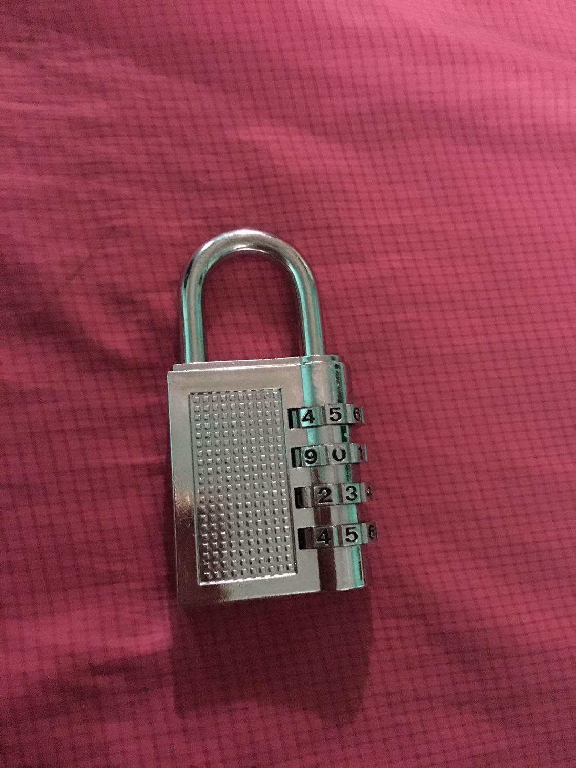 Tôi mua về khi đổi lại mật khẩu mới, tôi đã bị trôi số không mở được nữa