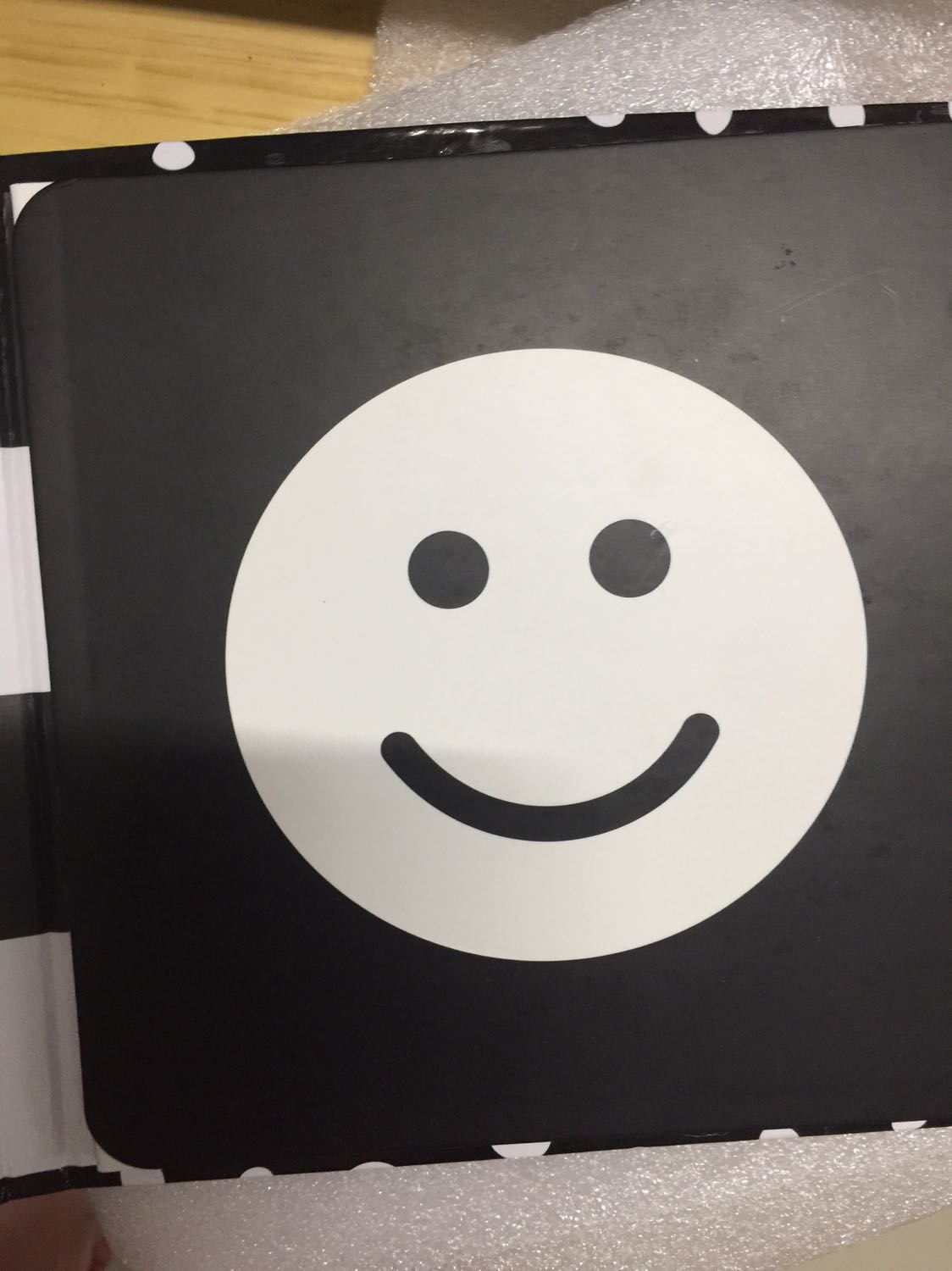 Sách được gói cẩn thận