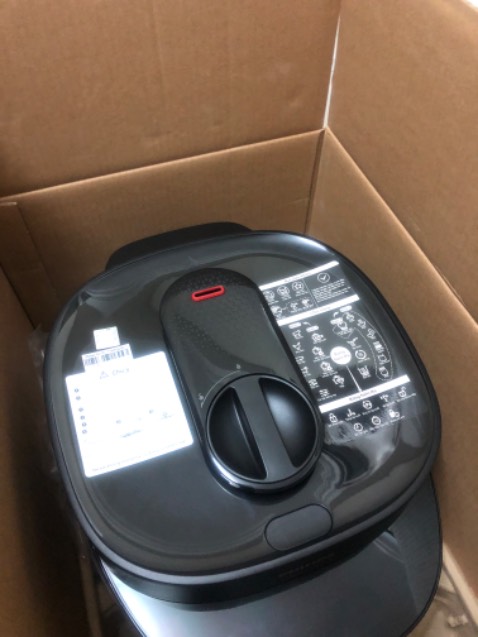 Nồi áp suất đa năng của hãng Philip hình thức rất đẹp, nhiều chức năng nấu nướng. Cám ơn Tiki và Philip.