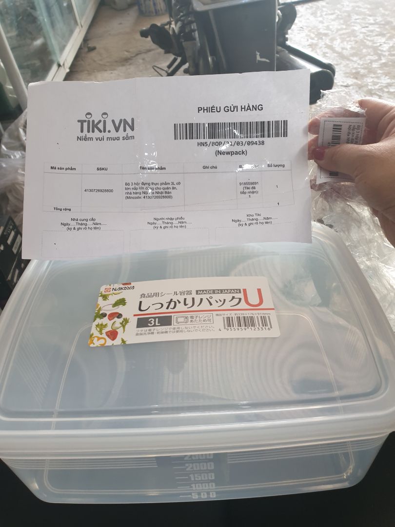 3 sao cho chất lượng hộp tốt, giao hàng sớm hơn dự kiến,  nhưng bộ 3 hộp mà giao có 1 hộp,  đề nghị tiki và shop giải quyết giao bổ sung