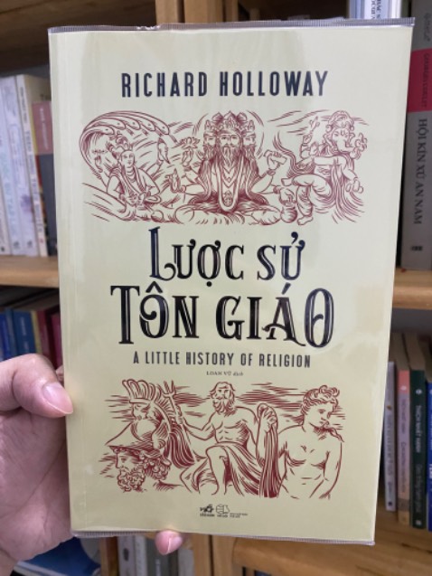 Sách đẹp, đóng gói cẩn thận. Sách phù hợp với anh chị em thích tìm hiểu về các tôn giáo lớn trên thế giới. Nội dung tuy còn nhiều chỗ cần xem xét lại nhưng đối với một cuốn lược sử với mục đích giới thiệu ngắn gọn về các tôn giáo (gồm hoàn cảnh ra đời và sơ lược về giáo lý) thì đây vẫn là một cuốn sách đáng đọc, dành cho những ai muốn tìm hiểu sơ lược về các tôn giáo lớn của nhân loại.