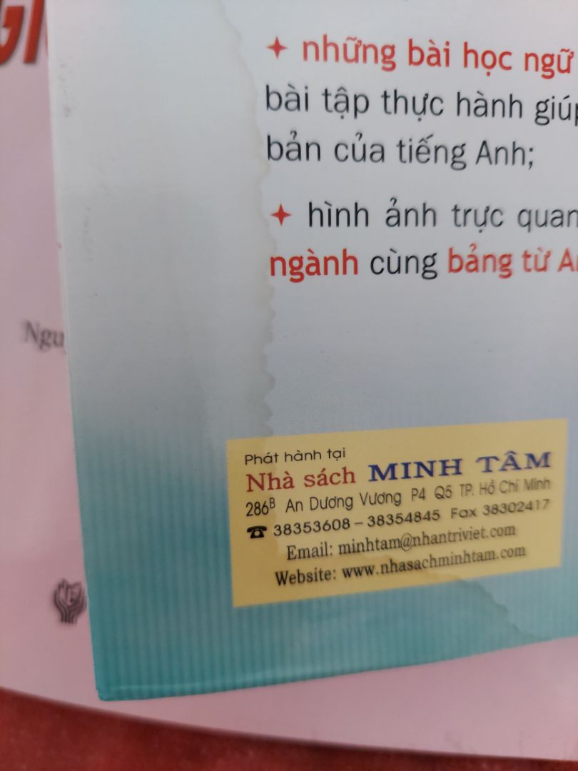 sách vận chuyển về đóng gói sơ sài hộp hàng còn bị bục nx ạ kiểu nhue bị khoét ,sách bên trong thì cảm giác bị cũ