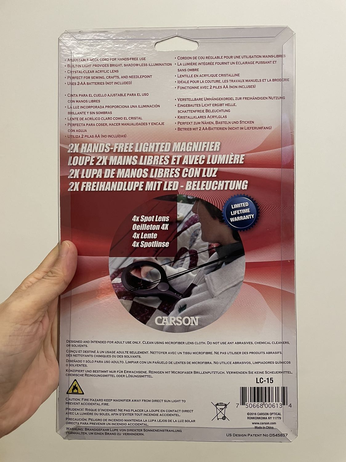 Kính đẹp hơn mong đợi, không có pin nên chưa *** được đèn, phải chi shop tặng thêm 2 viên pin nửa thì tốt quá. :)