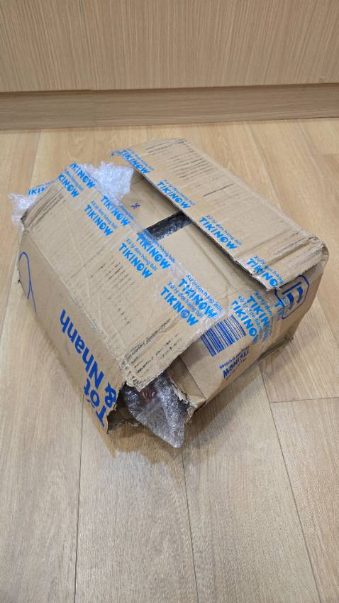 Sách tuyệt vời
Đóng gói có vấn đề
Vận chuyển không ổn
Người mua sách ghét nhất kiểu này, lại còn diễn ra nhiều lần