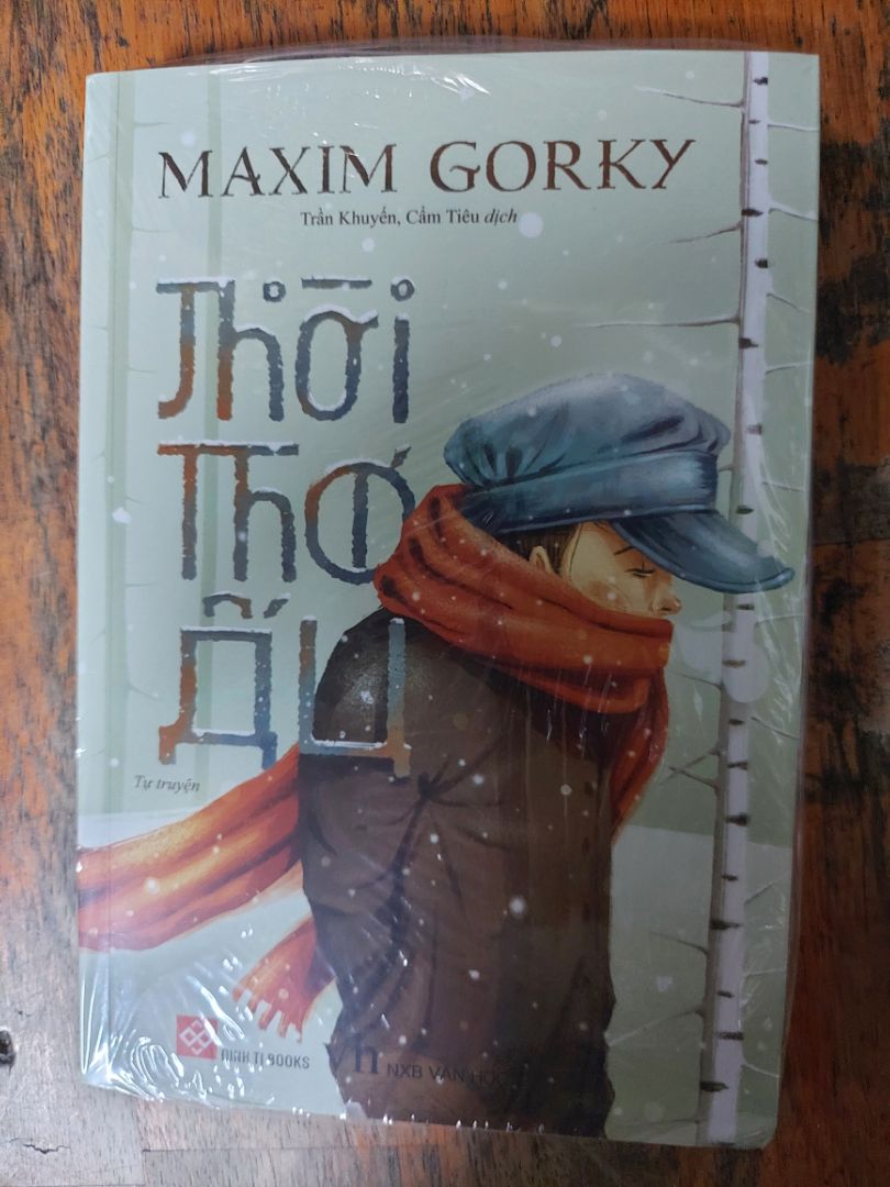 Giao hàng nhanh chóng; đóng gói sách đẹp, cẩn thận, kĩ càng; sách được bọc màng co; đầy đủ.