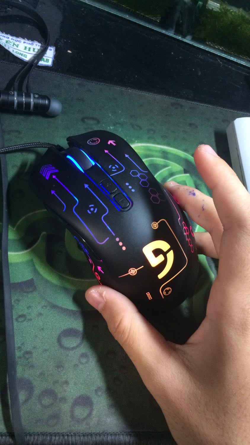 Chuột này tôi mua từ hồi hè tháng 5-6 đến bây h là tháng 10 sau 1 thời gian sử dụng chuột của tôi bị dead left click nhưng right click và led vẫn sử dụng bình đường tôi muốn đc bảo hành (bảo hành24 tháng) ? Chuột này tôi mua từ hồi hè tháng 5-6 đến bây h là tháng 10 sau 1 thời gian sử dụng chuột của tôi bị dead left click nhưng right click và led vẫn sử dụng bình đường tôi muốn đc bảo hành (bảo hành24 tháng) ?