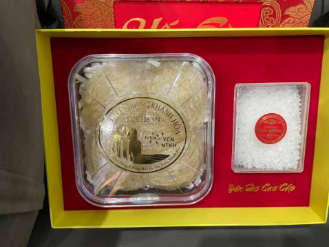 giao hàng uy tính giống hình , bao bì đóng gói đẹp , giá ok