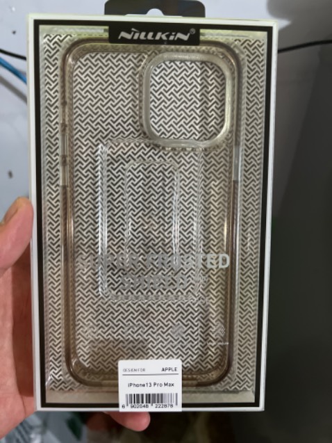 ốp đẹp, vừa vặn máy nhé. 5sao