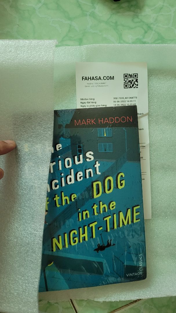 Mua sách luôn mua Tiki, nhưng đợt này thì giao cho mình lâu quá. Có bực mình nhưng ko sao, vẫn luôn ủng hộ Tiki Mua sách luôn mua Tiki, nhưng đợt này thì giao cho mình lâu quá. Có bực mình nhưng ko sao, vẫn luôn ủng hộ Tiki