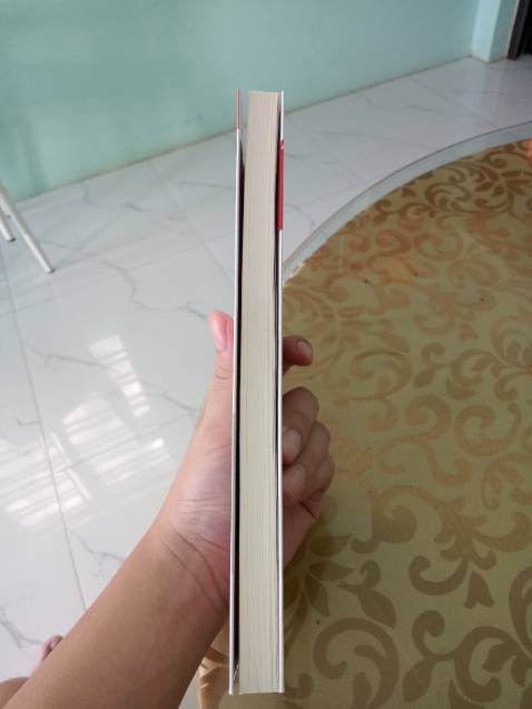 Giao hàng rất nhanh. Sách đẹp. Nội dung sách nói về những mẹo, những thủ thuật để nắm bắt tâm lý người giao tiếp, từ đó chủ động ứng phó. Bản thân mình đọc thấy không hợp lắm. Xin cảm ơn tác giả và nhà sách tiki.