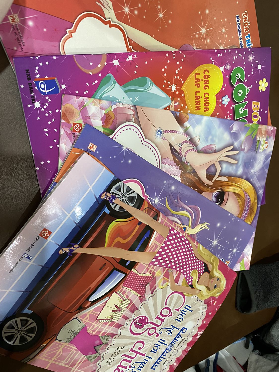 Sách đẹp, đúng với mô tả, phù hợp với các bé từ 4 tuổi.