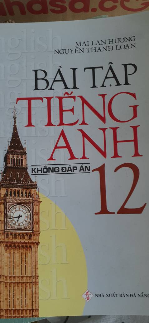 Sách hơi bụi nhưng không sao. Hàng đúng, nên mua.