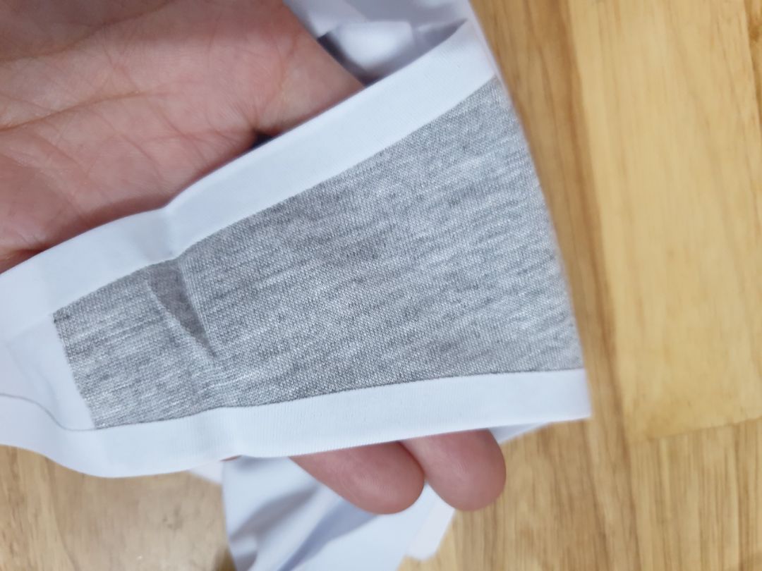 Đường may đẹp chắc chắn, shop đóng gói kĩ giao hàng nhanh